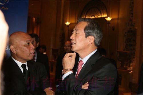 亚足联主席萨尔曼会见中国足协一行